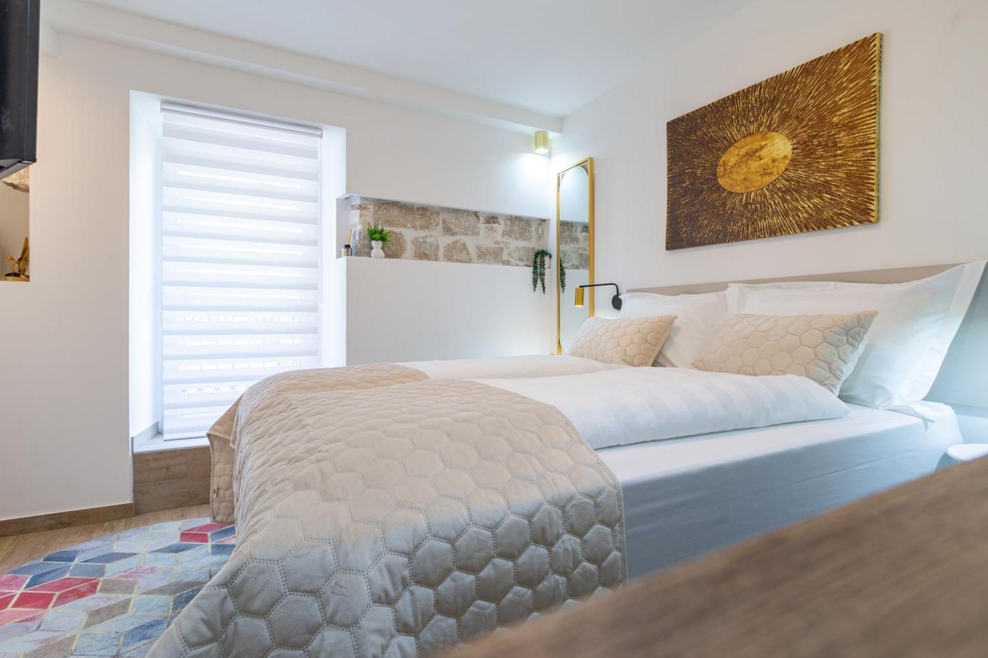 Luxury Lifestyle Rooms Split Exterior foto