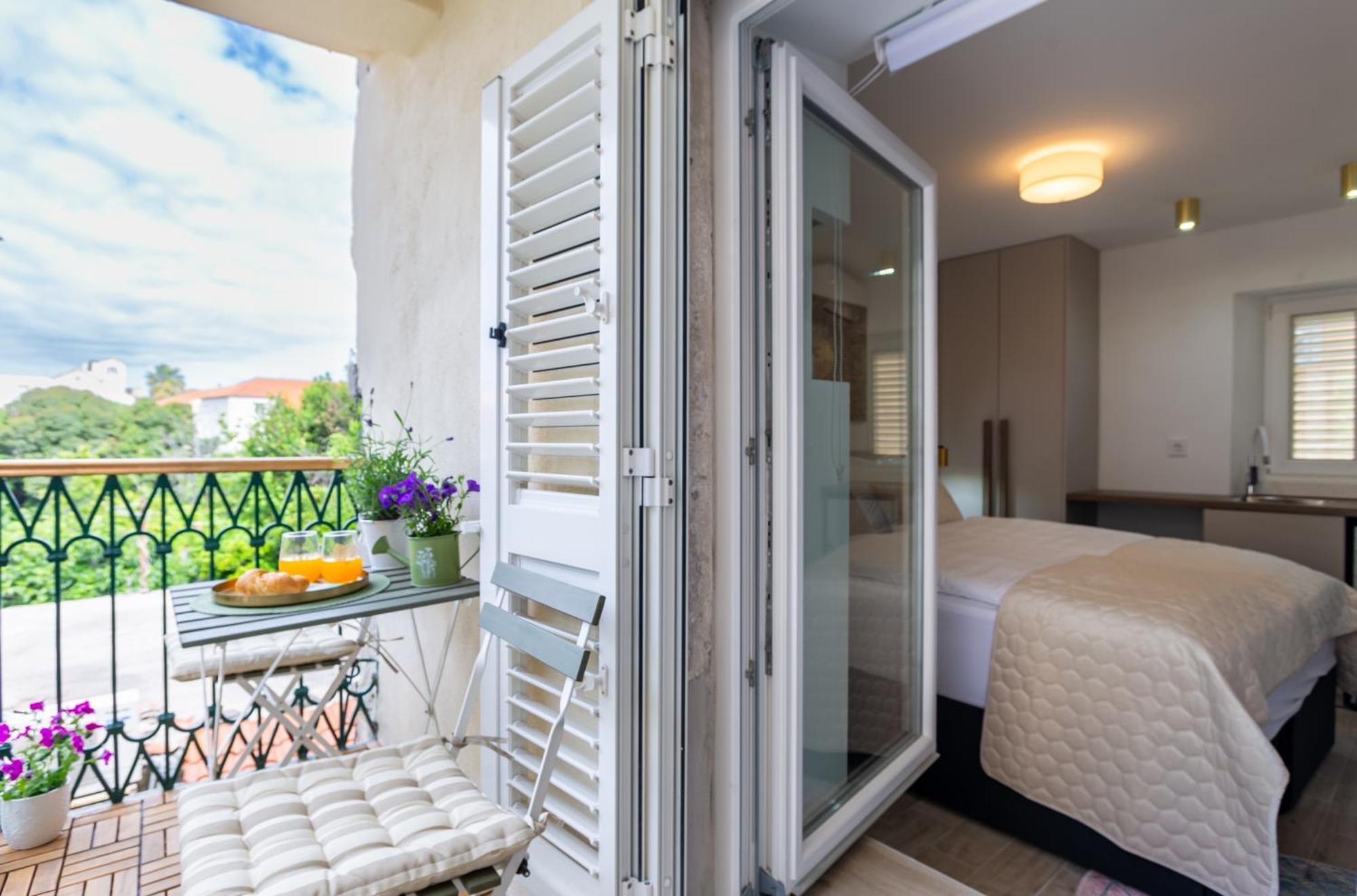 Luxury Lifestyle Rooms Split Exterior foto