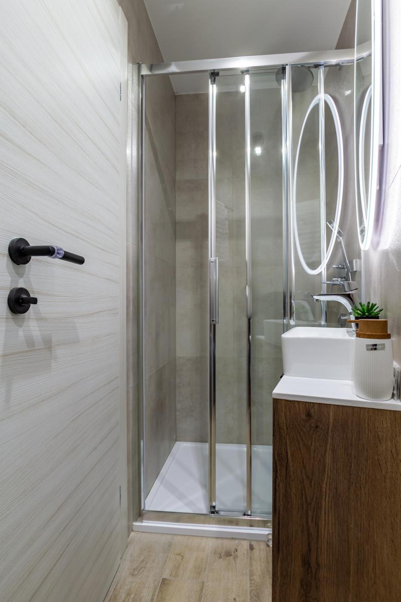 Luxury Lifestyle Rooms Split Exterior foto